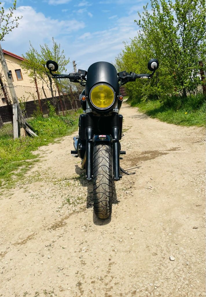 Vând triumph tt900 cafe racer