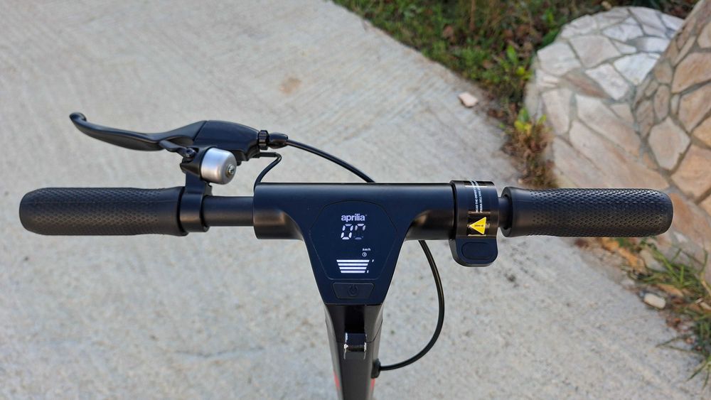 Електрическа тротинетка Aprilia