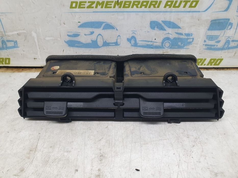 Grila ventilatie centrala 69660-35300  SsangYong Tivoli 1 [facelift]