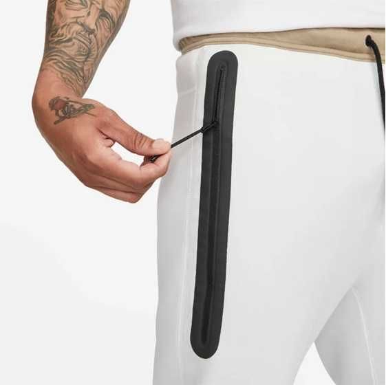 Nike Tech Fleece JGGR Спортно Долнище