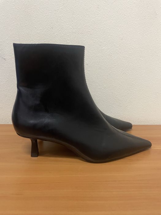 MANGO нови черни боти