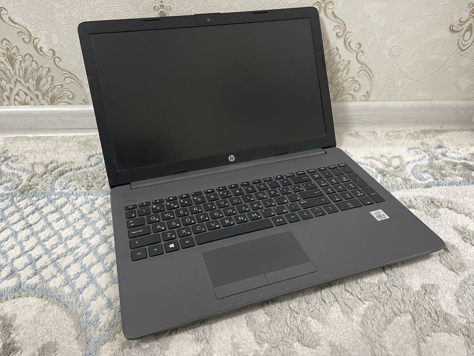 Продам ноутбук Hp 250 G7