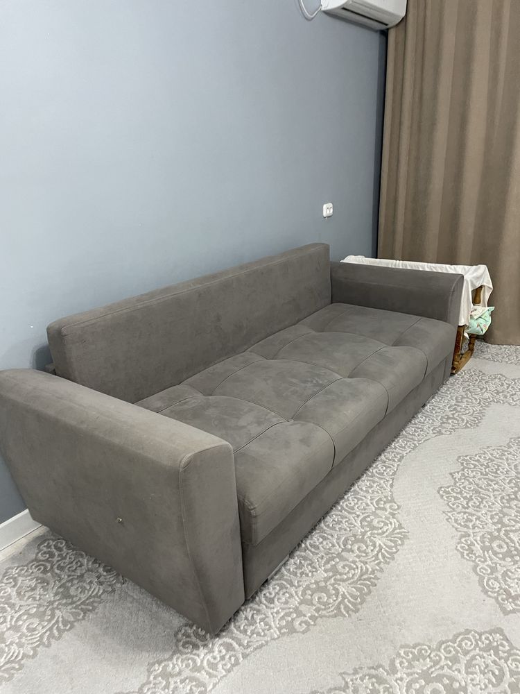 Продам диван-кровать.