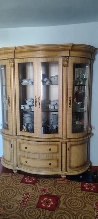 Сервант для гостиной