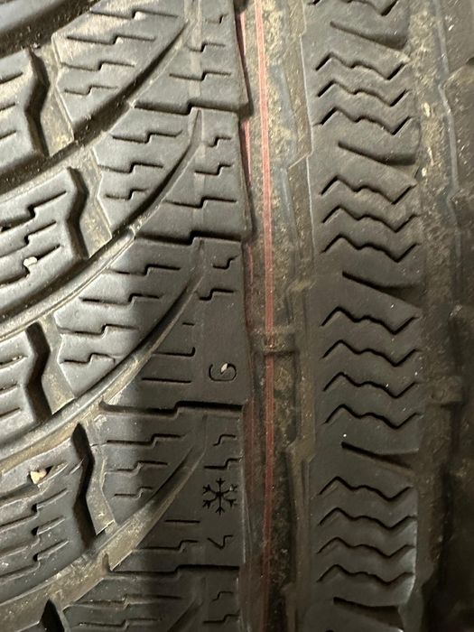 225/45R19 Nokian WR A4/ 225/45R19 Dunlop Sport