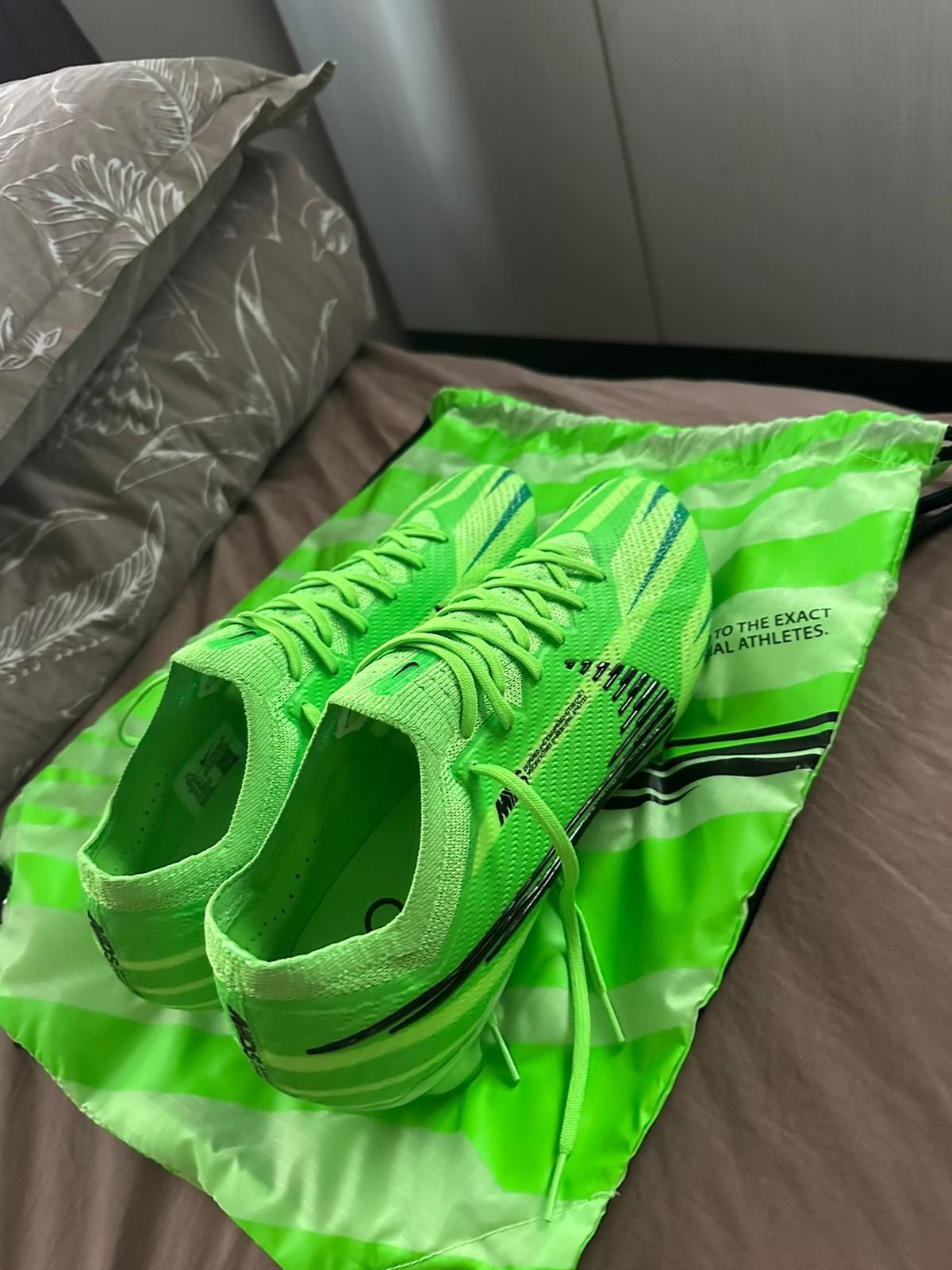 Бутонки Nike Mercurial