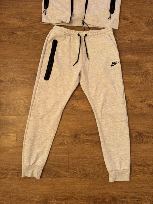 Nike tech flecee