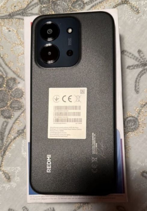 Продавам Xiaomi redmi 15c.