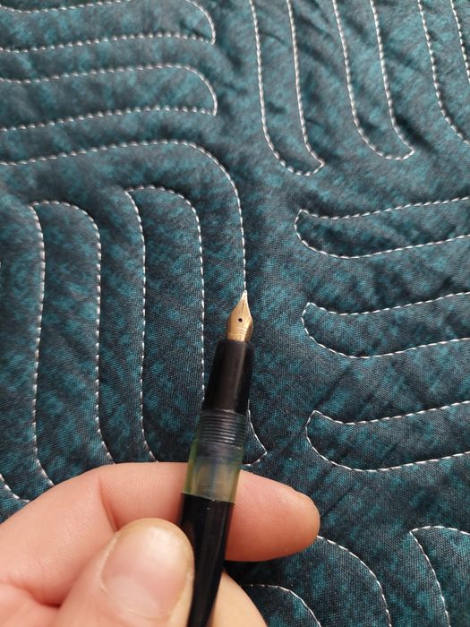 Stilou romanesc Flaro.