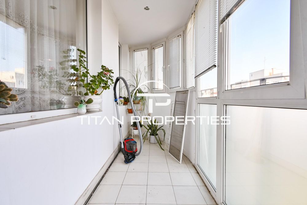 Дава се под наем Тристаен апартамент в София, Зона Б-18 - 118 кв.м за 650 € - Снимка #15