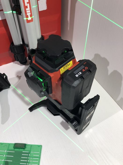 Nivelă laser Hilti PM 30-MG