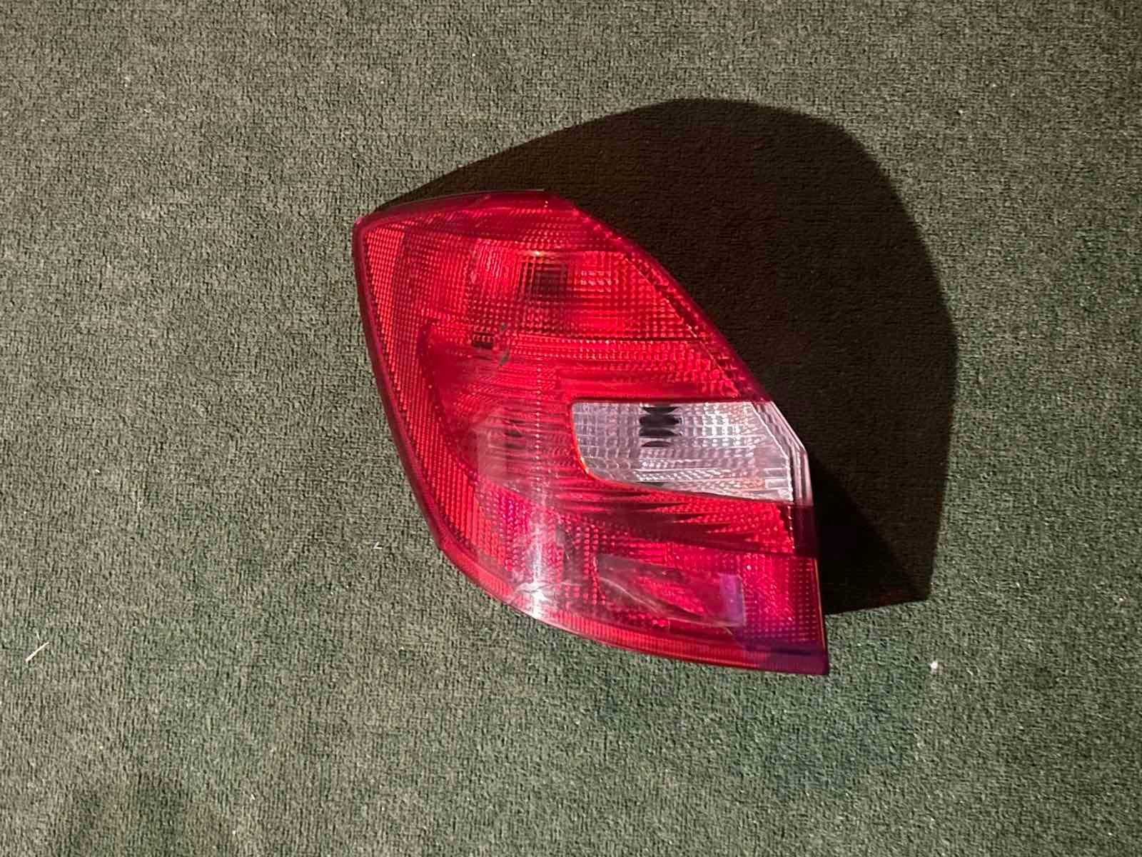 стоп ляв Skoda Fabia 2007-2010 г. #082S
