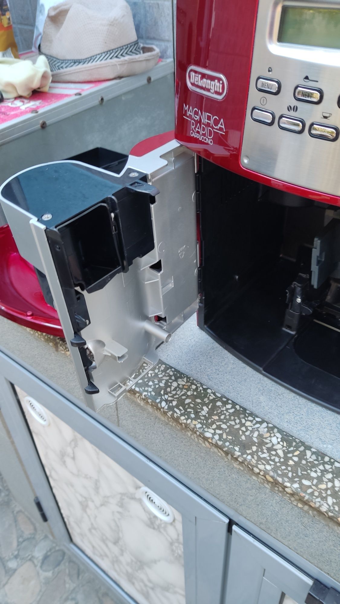 Кафе автомат Делонги магнифика рапид капучино внос от Германия