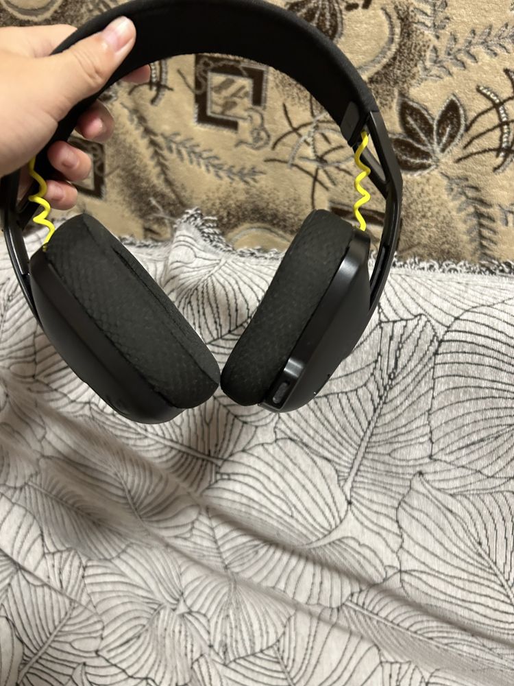 наушники logitech g435