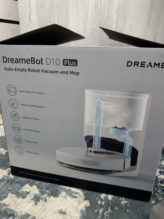 Робот пылесос D10 Plus