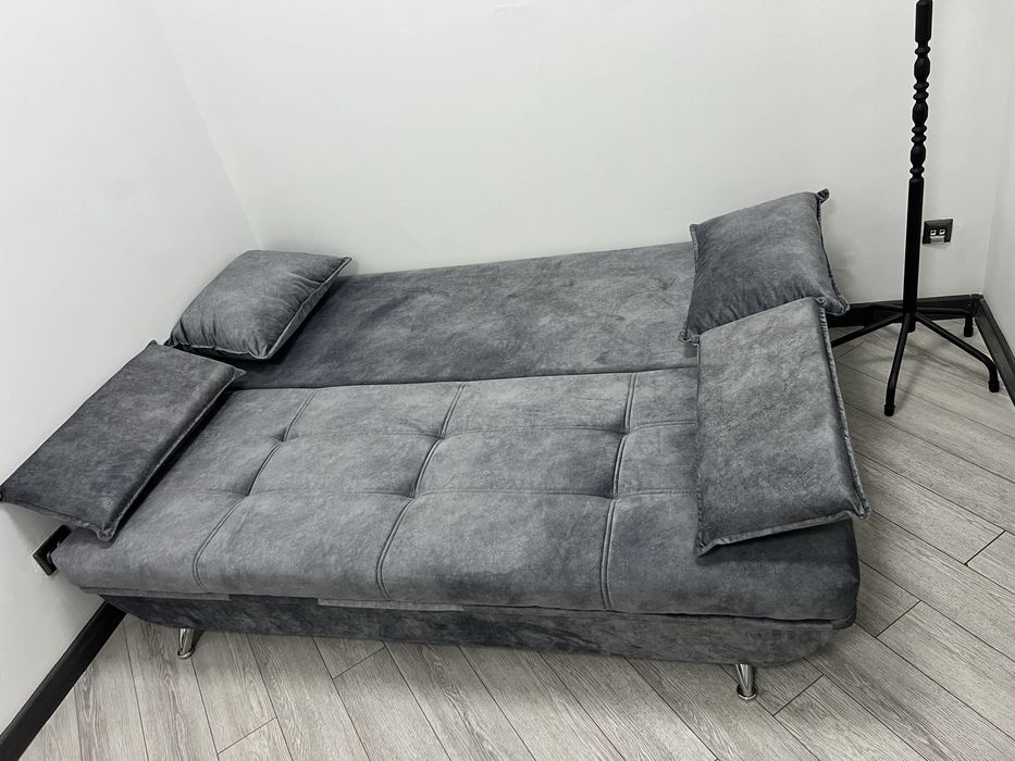 Продается Диван , Шкаф , парта