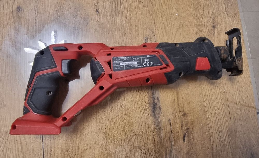 Саблен трион Einhell 18v за части