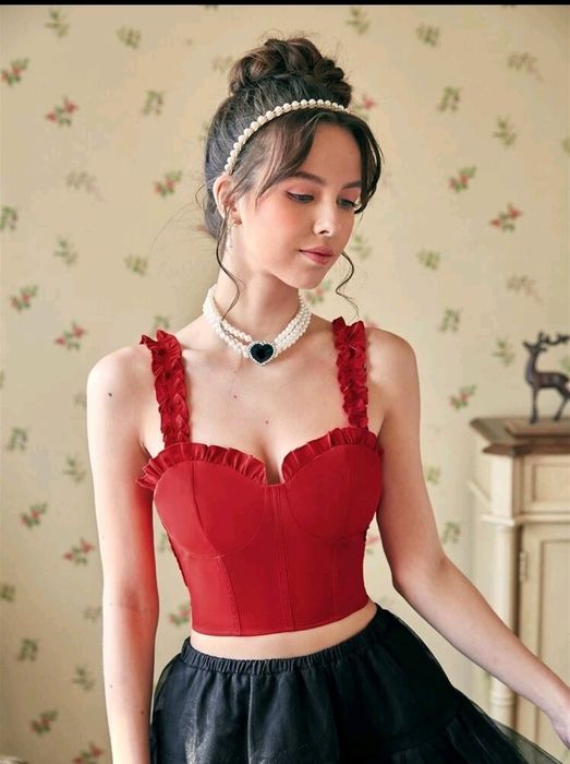 Rochie/fustă+top cu dresuri agrafă cadou