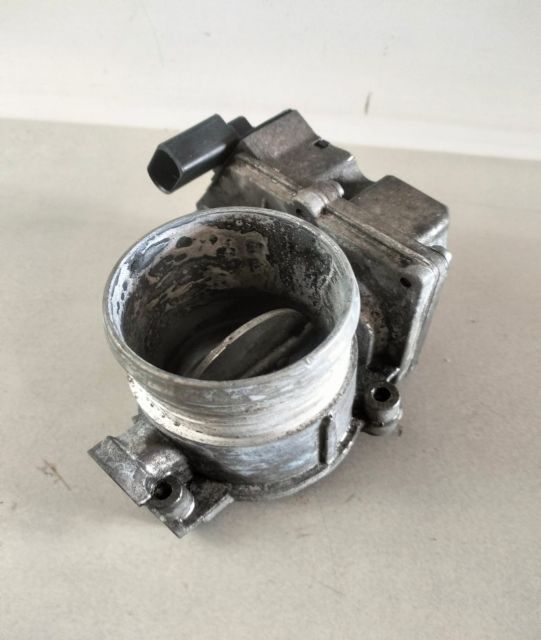 Clapeta acceleratie 1.6 TDCI 7V2Q-9E926-AB / 7V2Q9E926AB Ford C-Max a