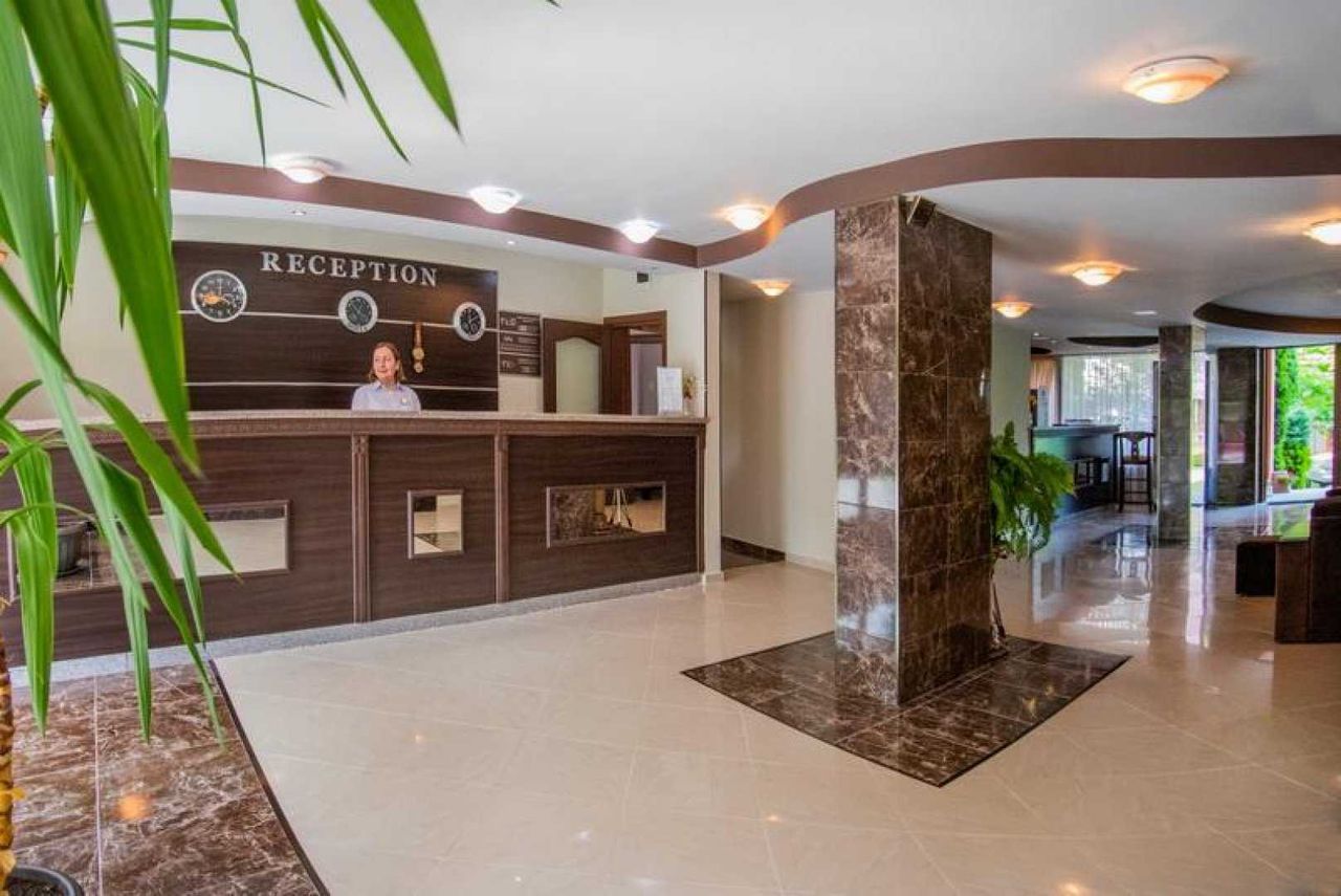 Продава се Едностаен апартамент в Несебър - 49 кв.м за 1021 €/кв.м - Снимка #21
