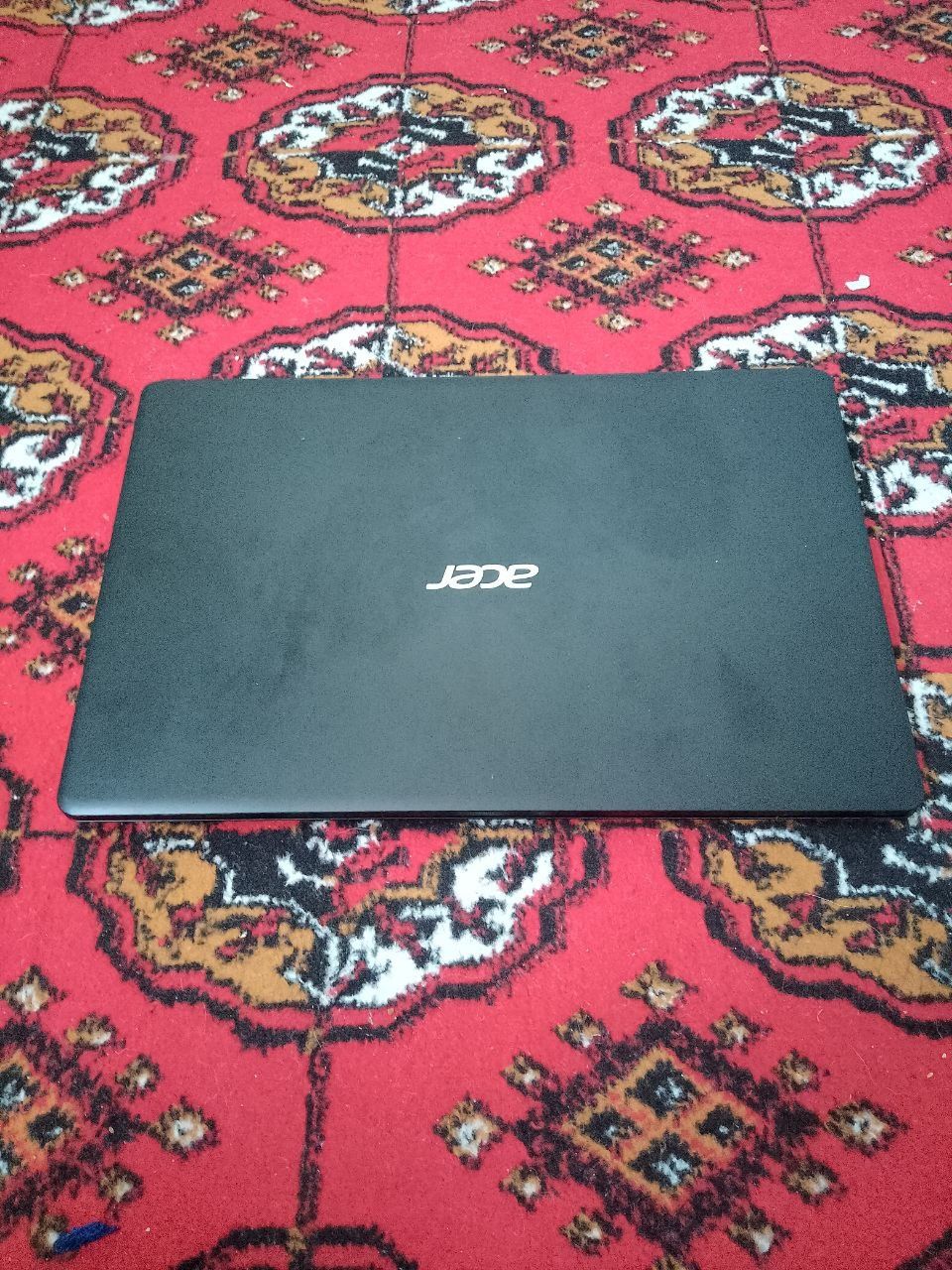 Notebook sotiladi