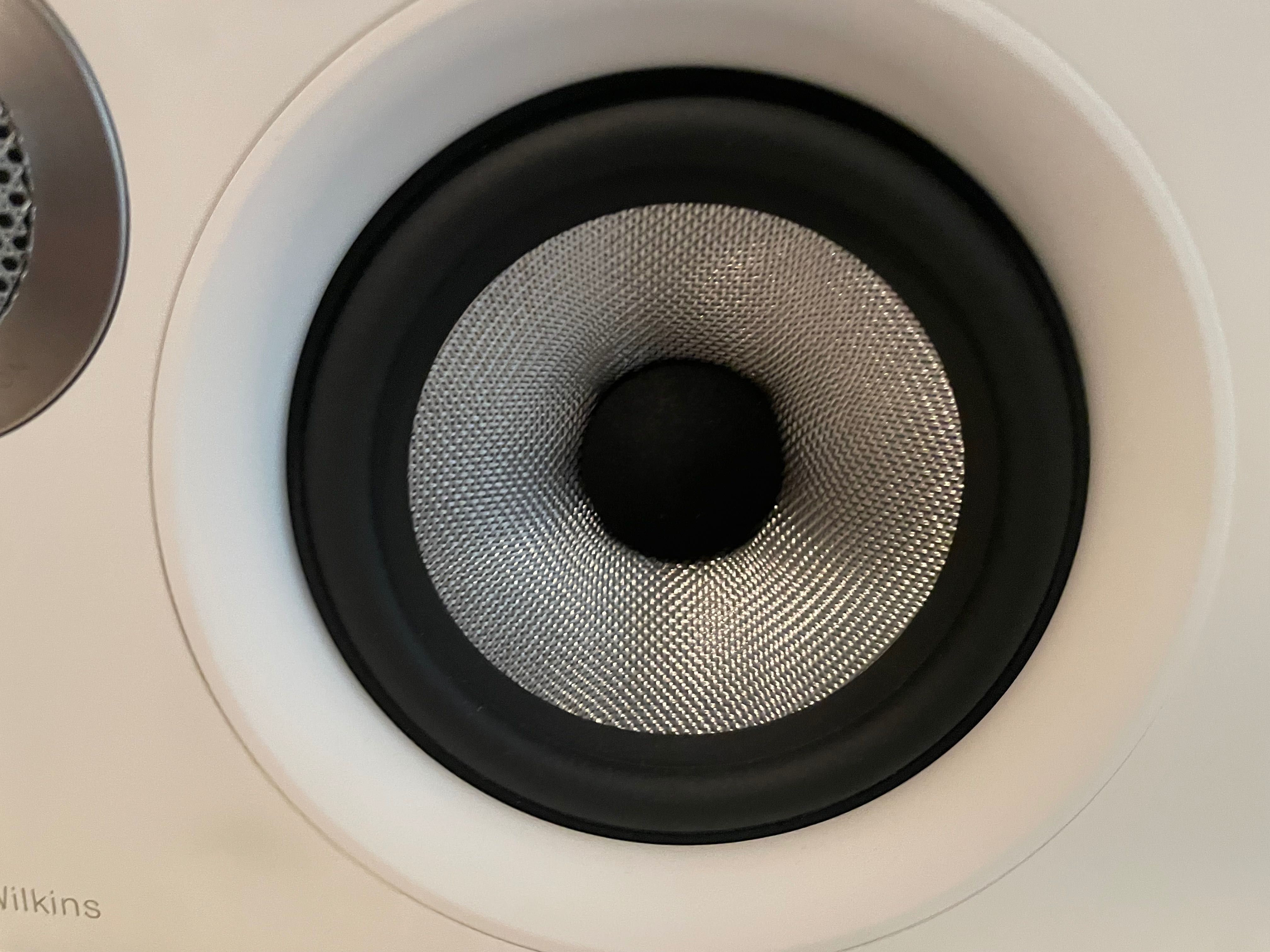 Bowers and Wilkins HTM6 S2 централна тонколона