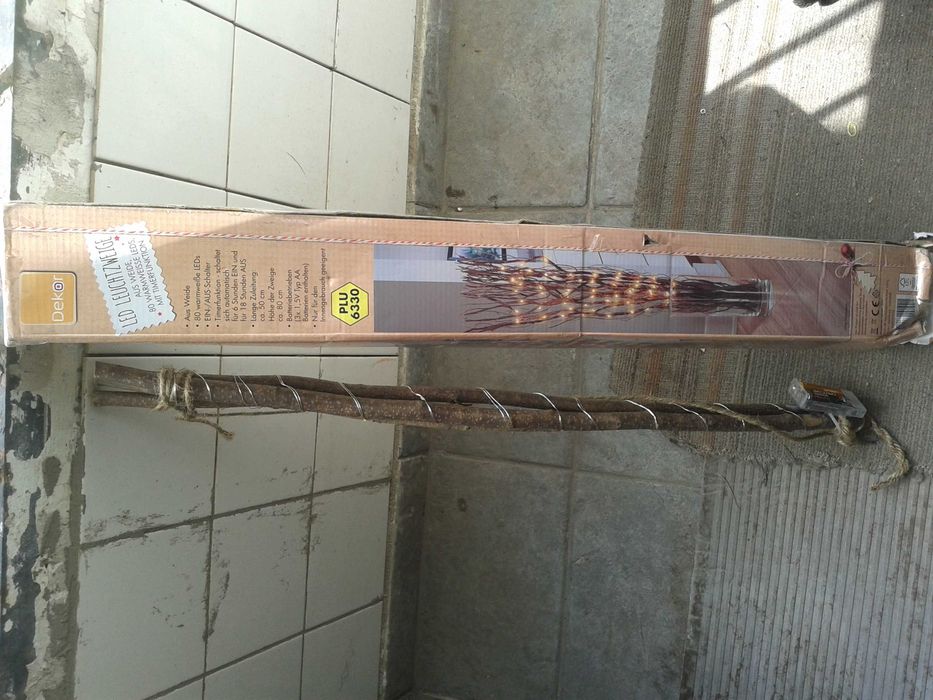 свещник,лот машинки подстригване.коледни картини и дръвче