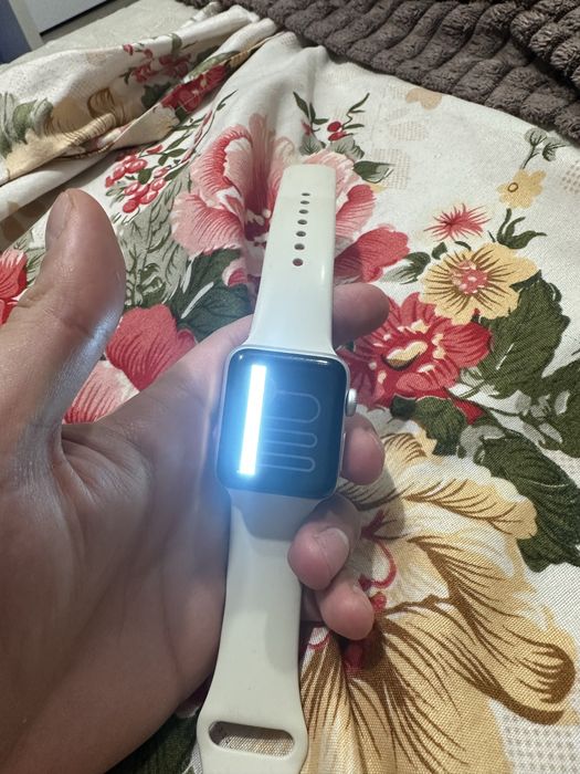 На запчасти Apple watch 3 series 38mm