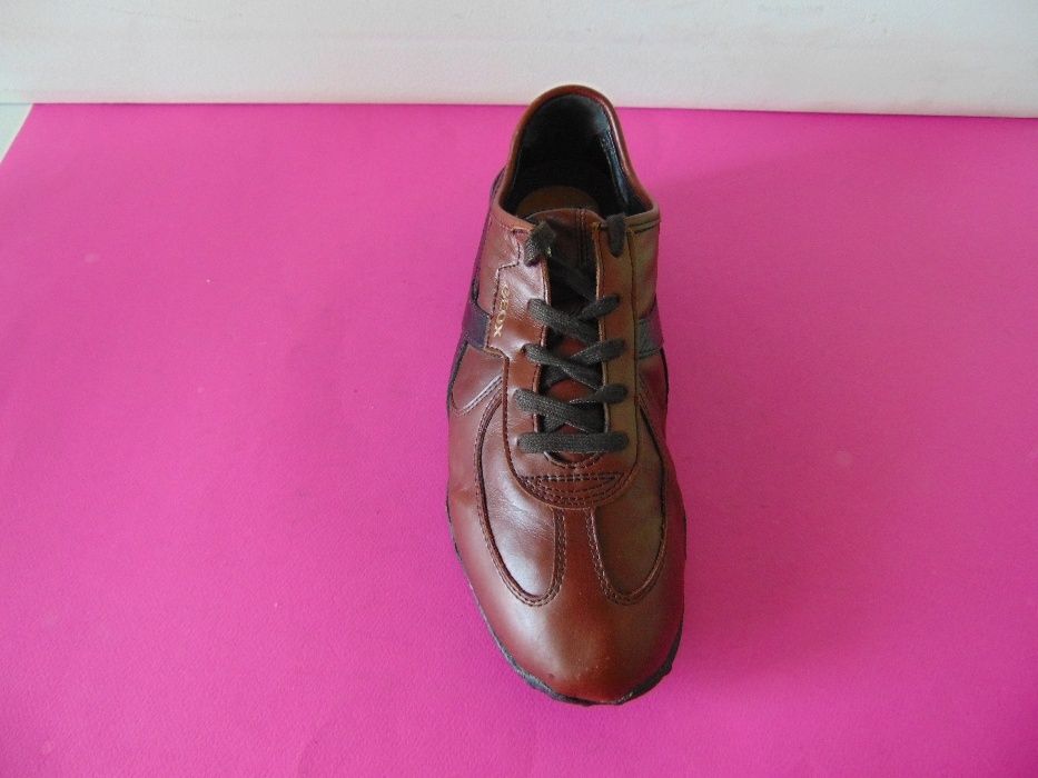 НОВИ Geox номер 42 Оригинални мъжки спортни обувки