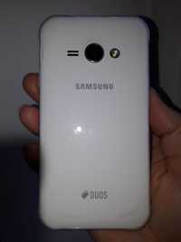 Телефон Samsung 2 симки в отличном состоянии