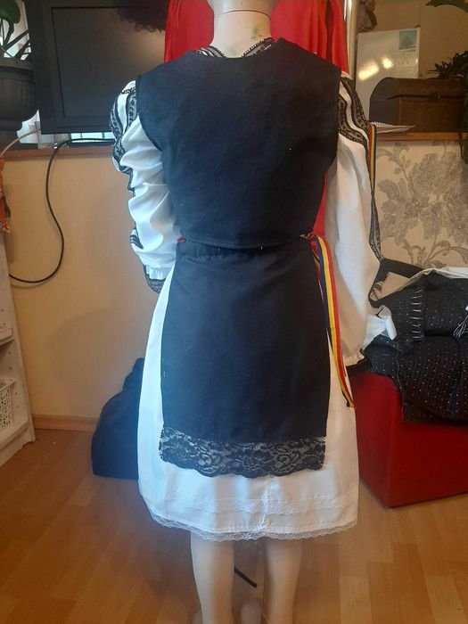 Costum popular copii