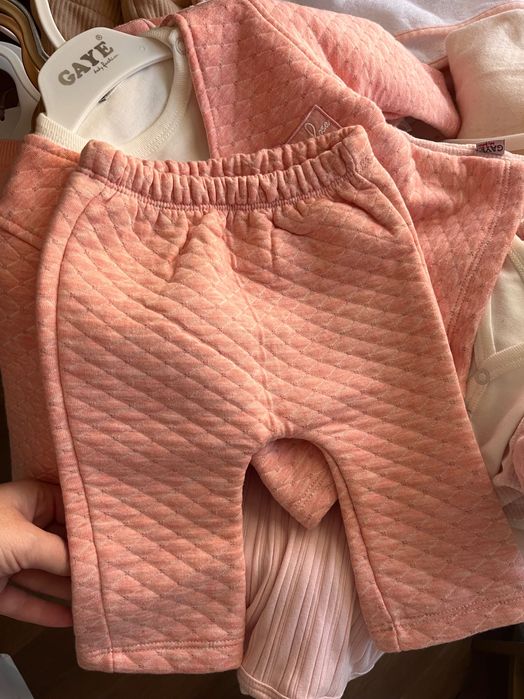 Нови бебешки дрехи за момиче 0-3-6 м