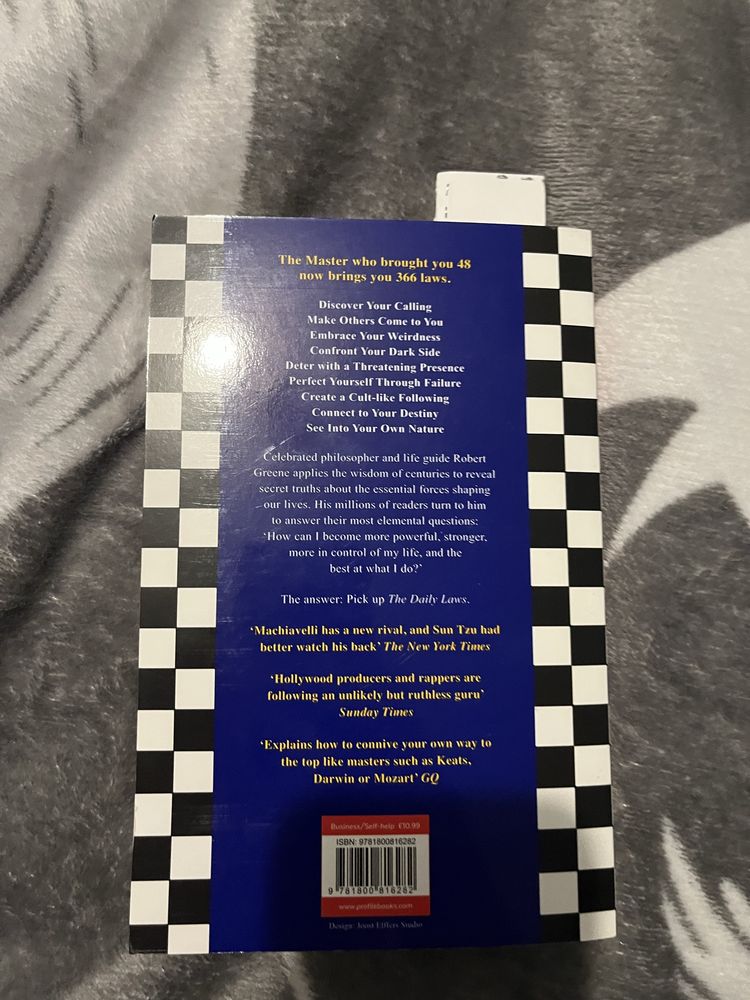 Daily Laws Robert Greene