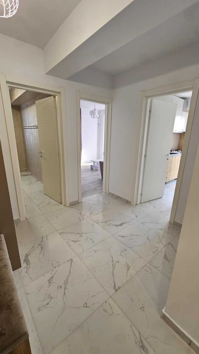 Apartament 2 camere decomandat spațios de închiriat zona Bucium