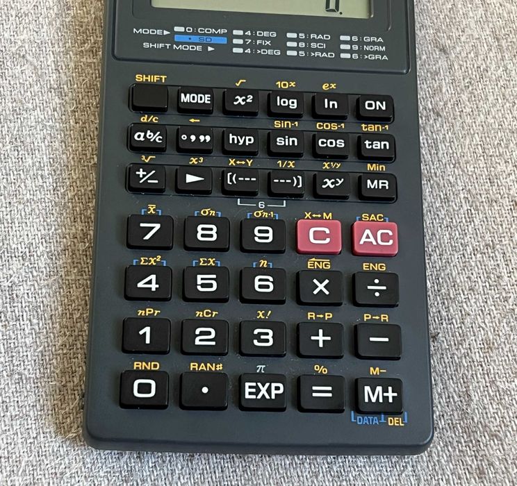 Calculator stintific Casio FX-82 Solar Fraction - perfect functional