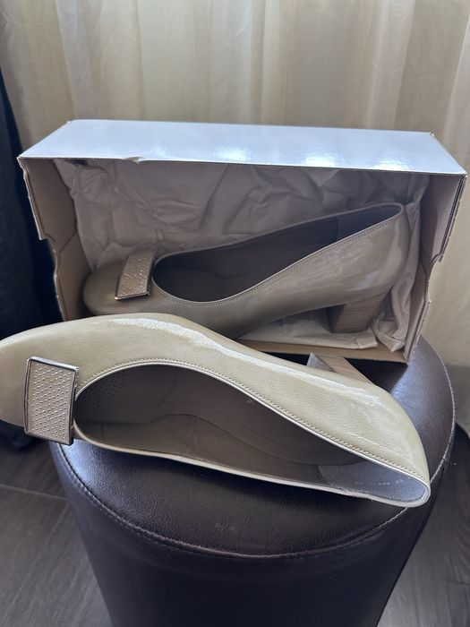 Pantofi gri din piele dama, 41