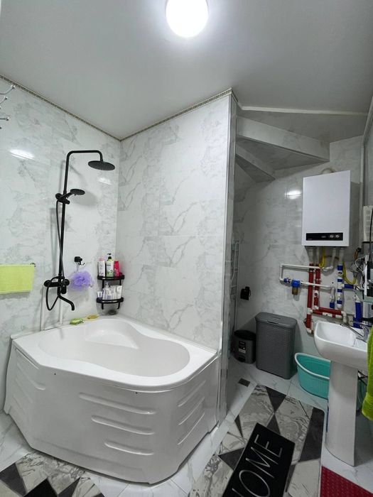 2,5 сотик евро коттедж срочна сотилади