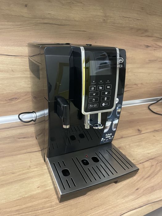 Кафеавтомат Delonghi Dinamica