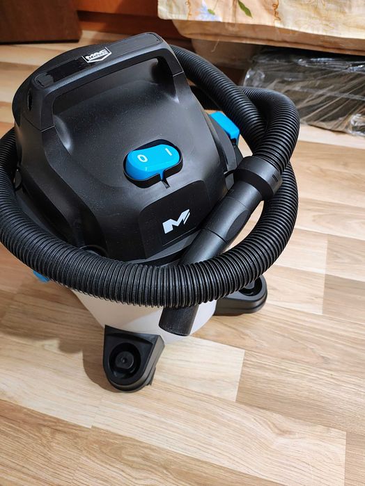 Aspirator industrial 1300 w 16 litri