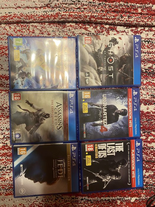 Vând Consolă Sony PlayStation 4