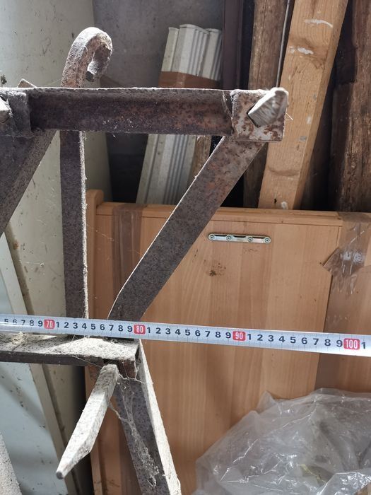 Продавам 2 грапи/търмъци за 99 лв. И павилион/будка за 350
