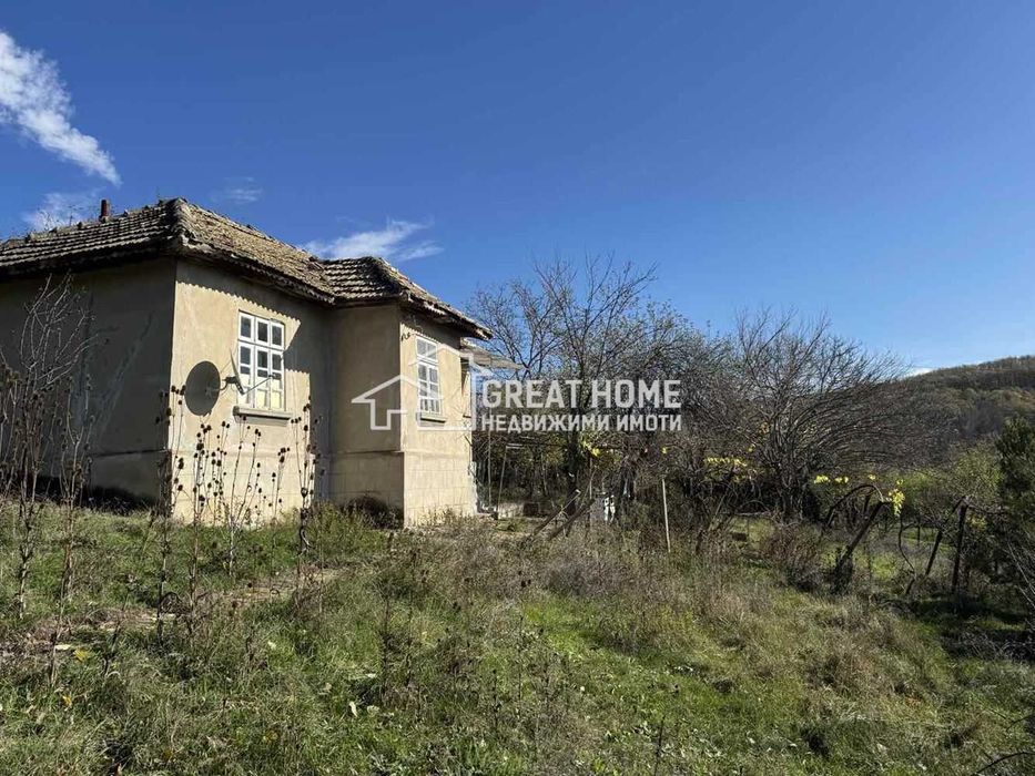 къща в село Заветно и невероятна панорама