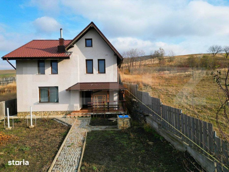 Casa  4 camere, 127mp, Letcani