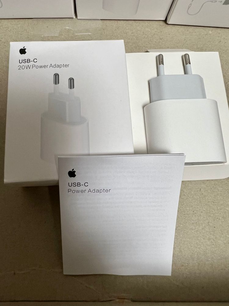 Adaptor incarcator iPhone Fast Charger 15 X 11 12 13 14 7 8 USB-C