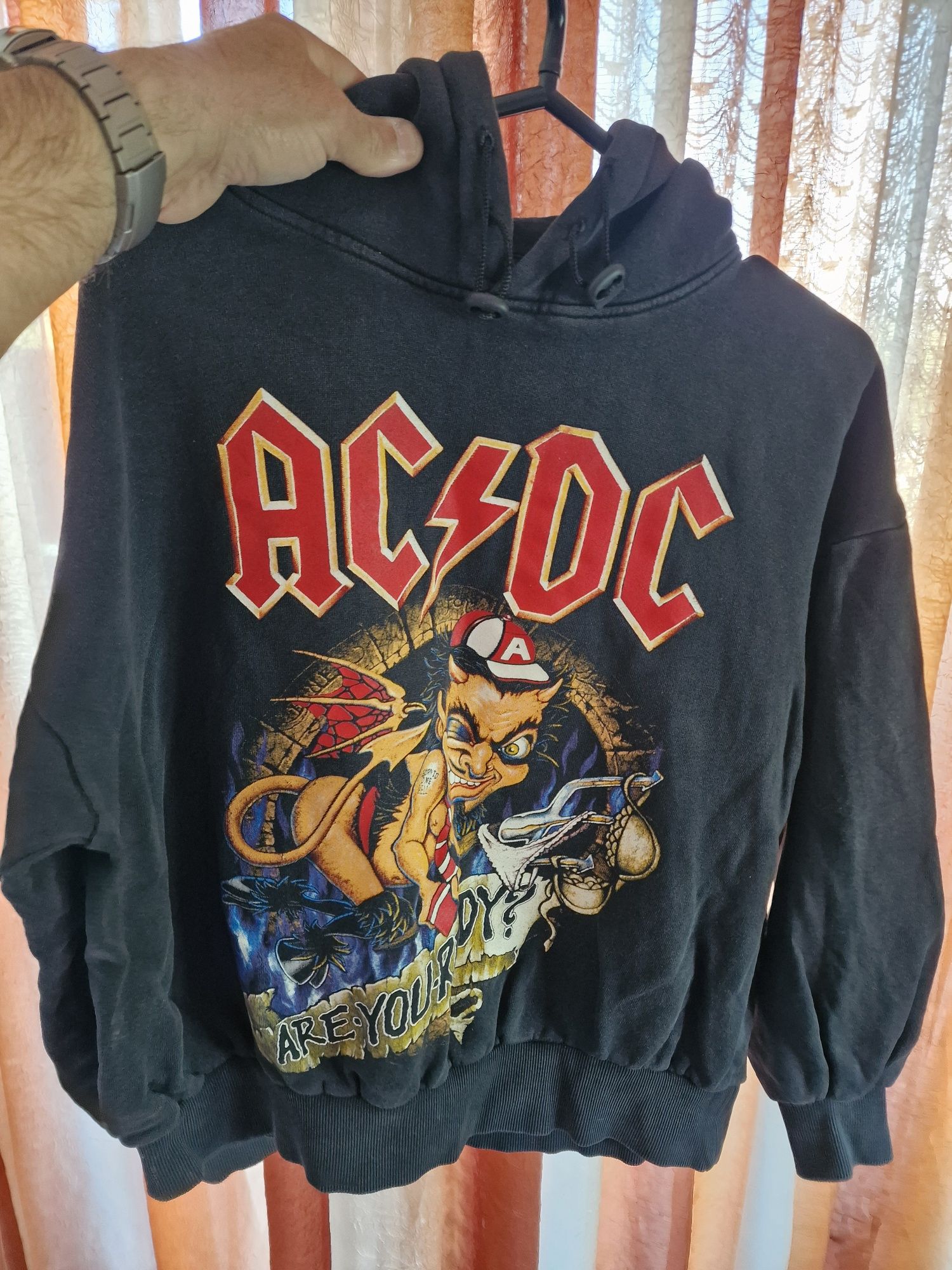 Суитчър AC/DC готин и забавен Metal Heaven