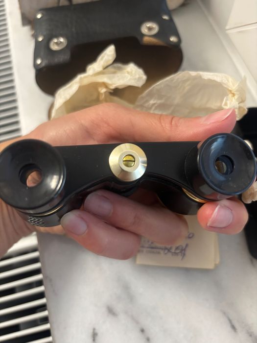 Продавам бинокъл