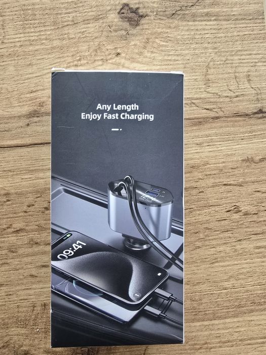 Incarcator auto retractabil 4 in 1