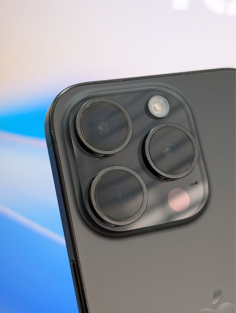 Iphone 15 pro   CH/A