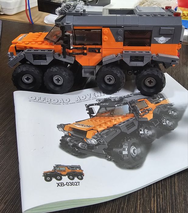 Конструктор XingBao джип , деталей 529 шт