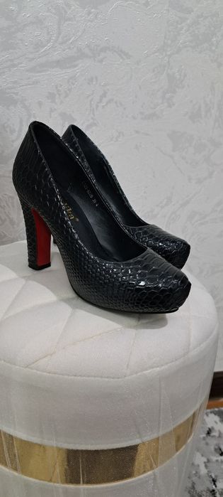 Женский туфли 36